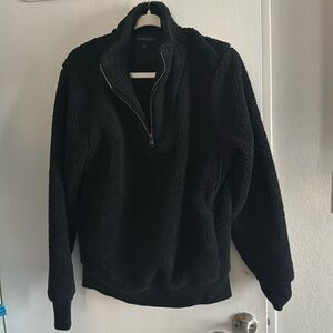 Black Banana Republic fleece pullover